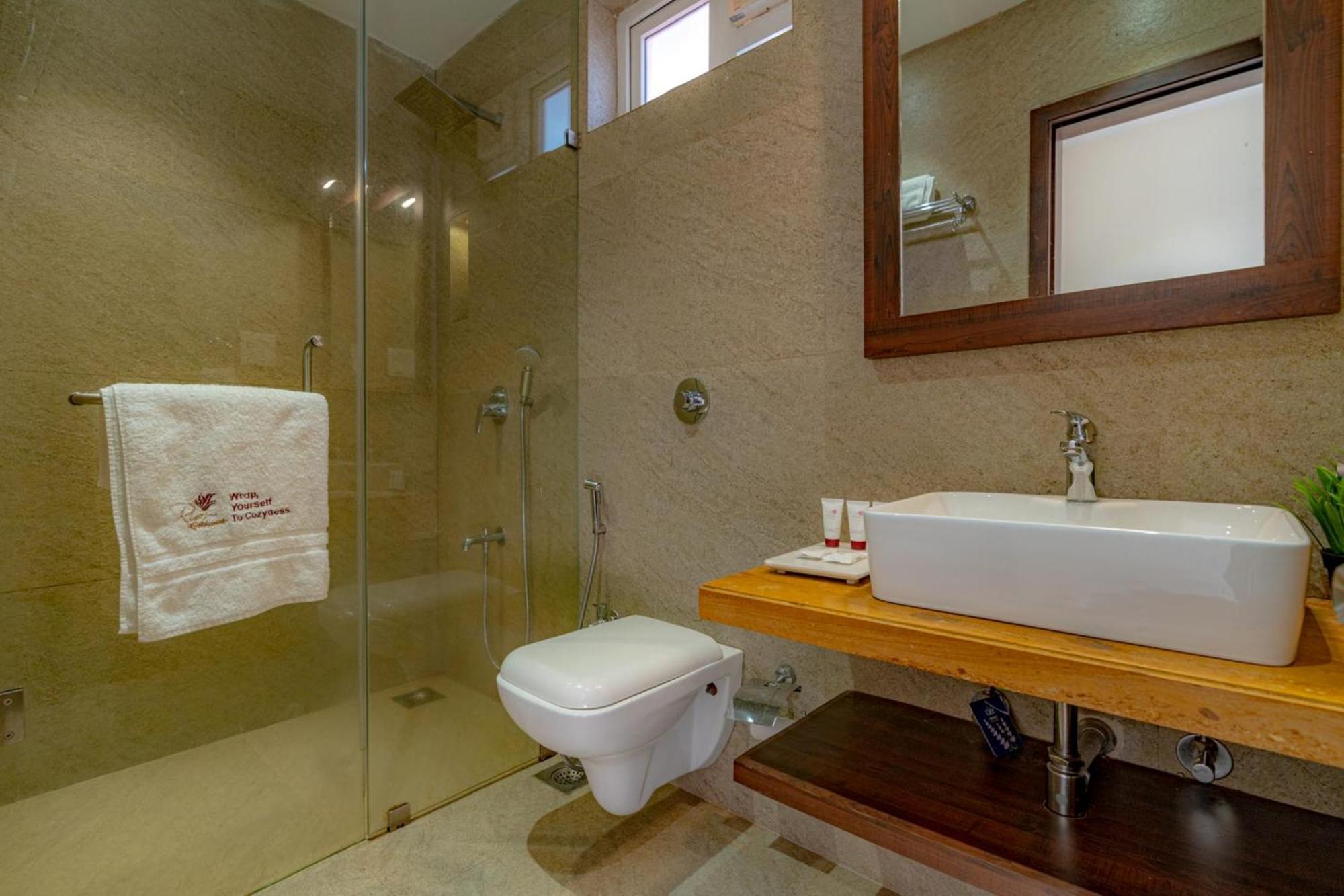 Riva Gold Coast 3*