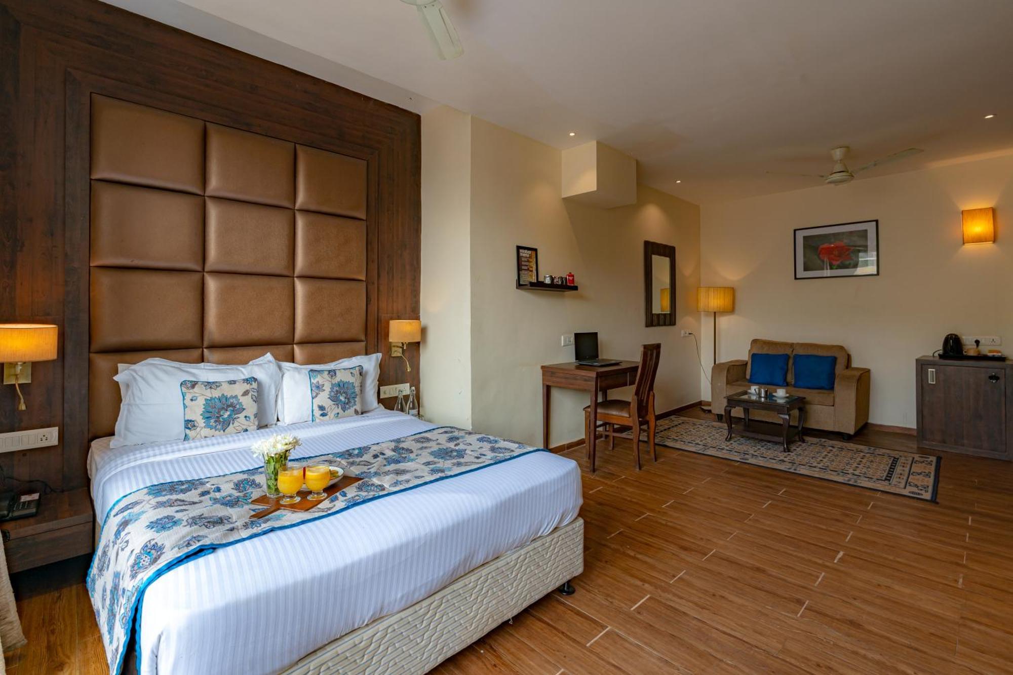 Riva Gold Coast होटल Candolim